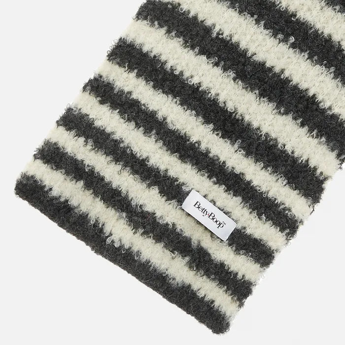 Betty Boop Striped Buckle Muffler