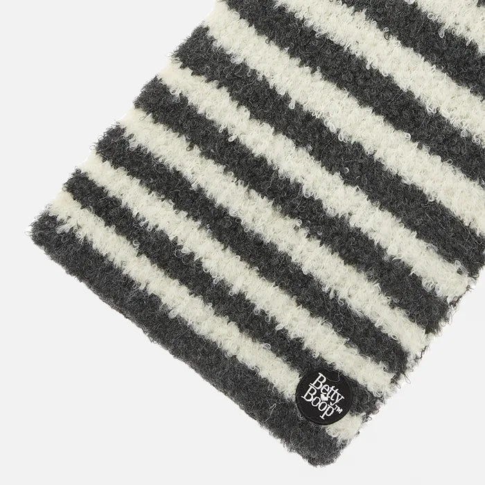 Betty Boop Striped Buckle Muffler
