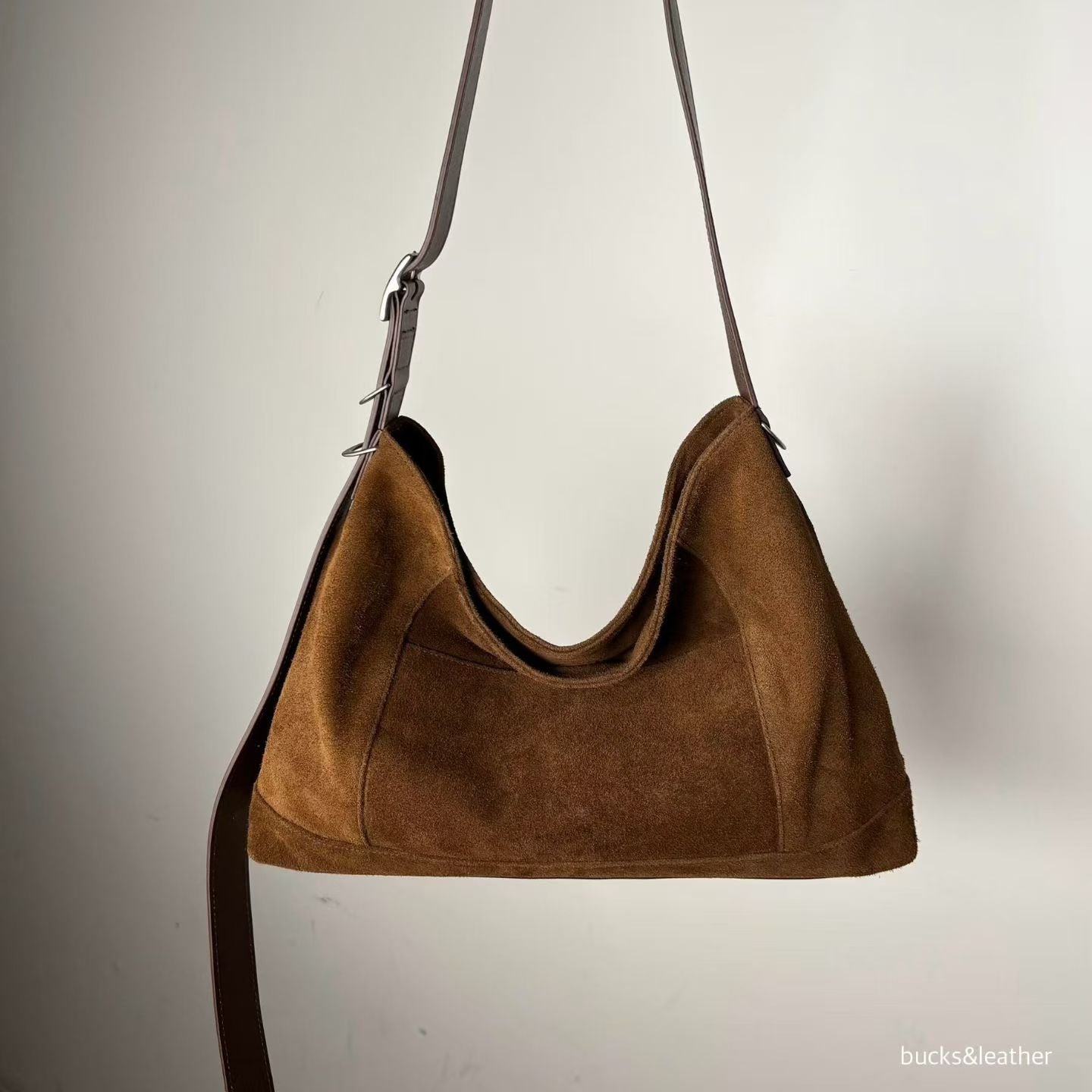 ♥︎bucks&leather♥︎25FW 真皮多功能斜揹袋