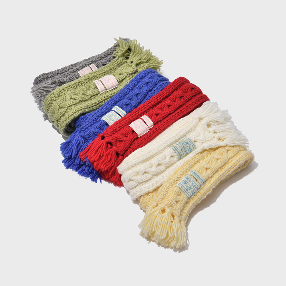 TASSLE KNIT MUFFLER