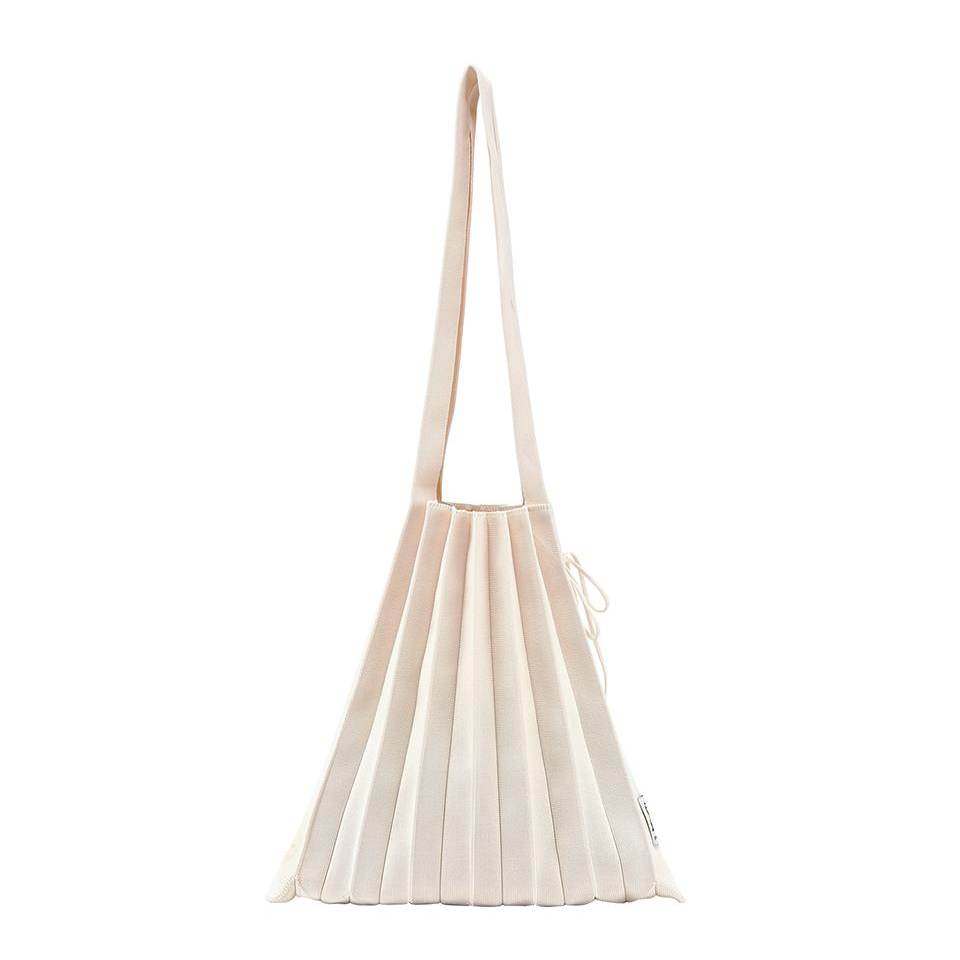 Lucky Pleats Knit (M) Medium
