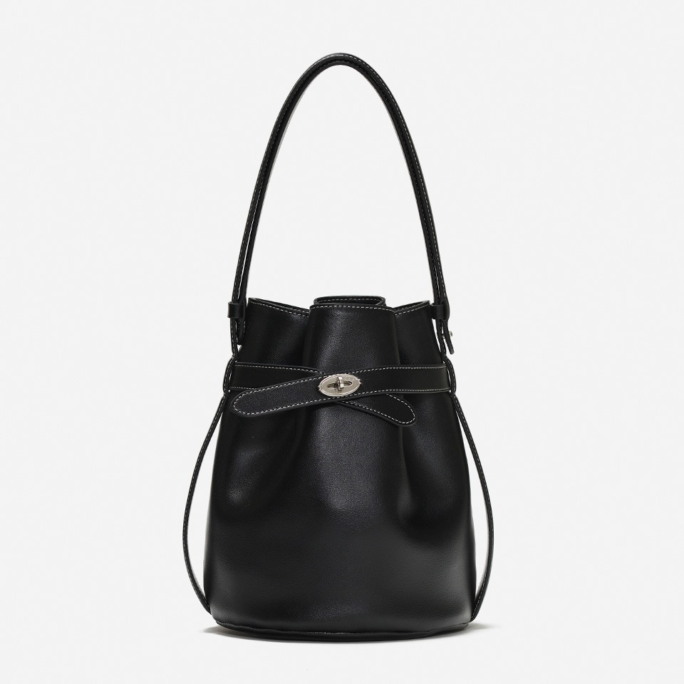 Classic Belt Bucket Bag