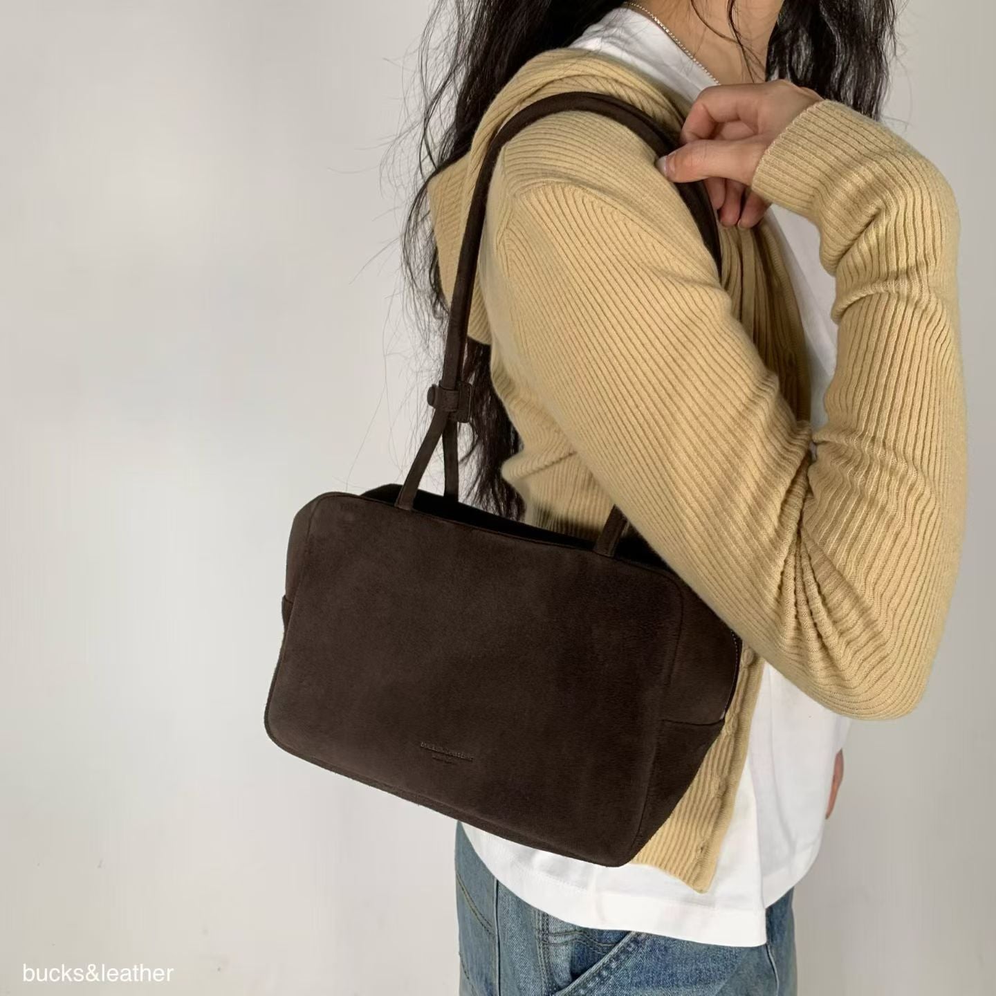 ♥︎bucks&leather♥︎25FW 真皮正方形簡約保齡球包