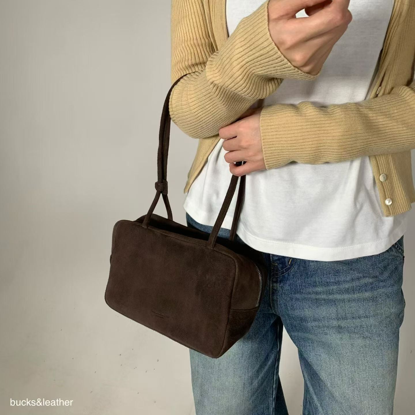 ♥︎bucks&leather♥︎25FW 真皮正方形簡約保齡球包