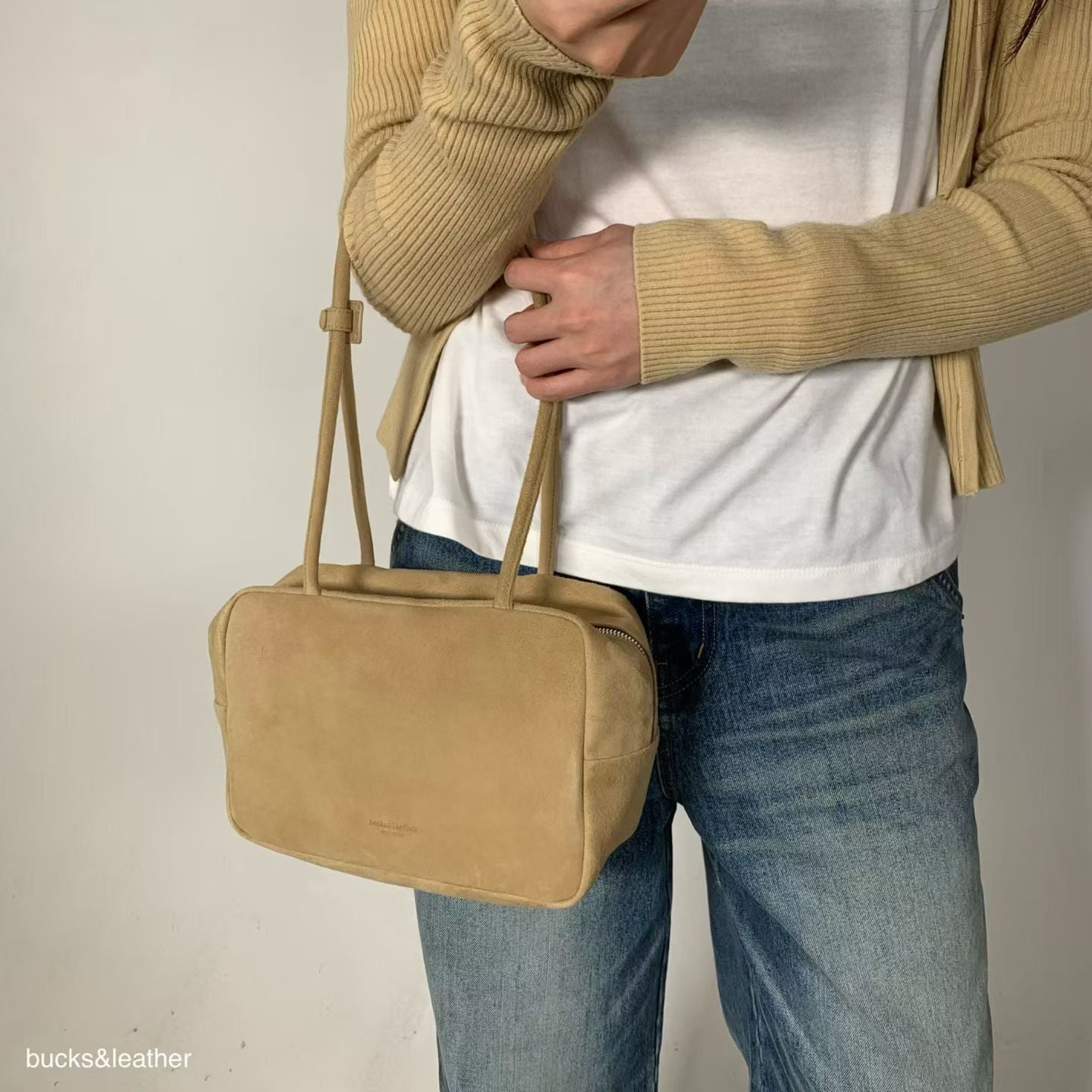 ♥︎bucks&leather♥︎25FW 真皮正方形簡約保齡球包