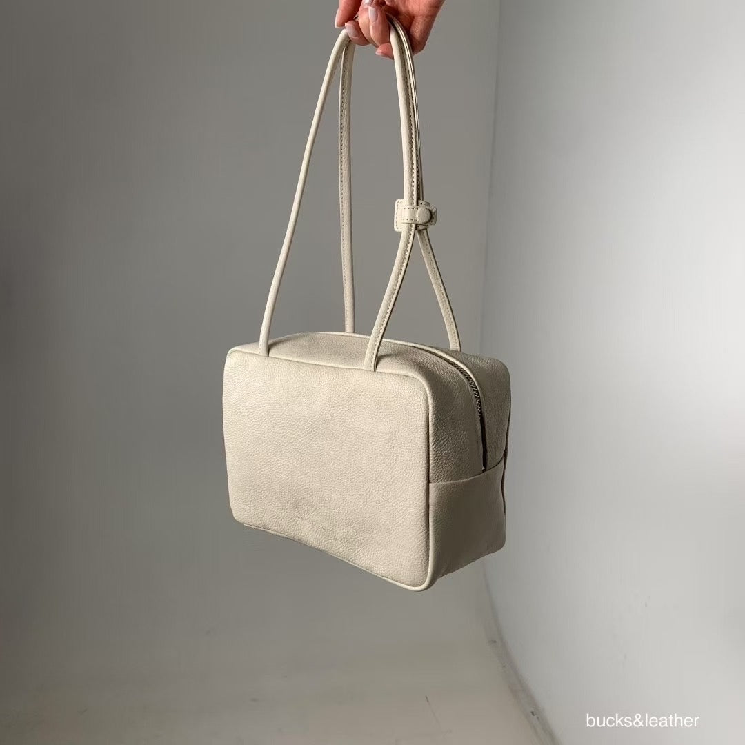 ♥︎bucks&leather♥︎25FW 真皮正方形簡約保齡球包