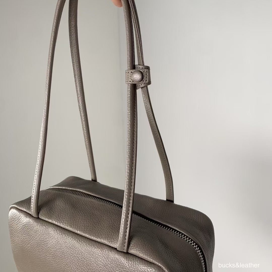 ♥︎bucks&leather♥︎25FW 真皮正方形簡約保齡球包