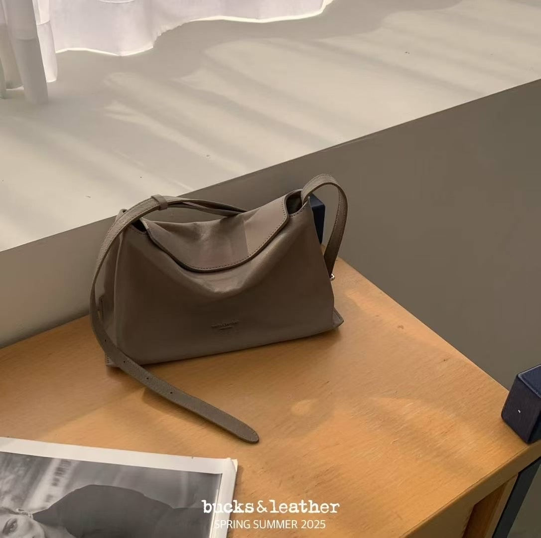 ♥︎bucks&leather♥︎人氣款真皮磁吸枕頭款手袋(S)