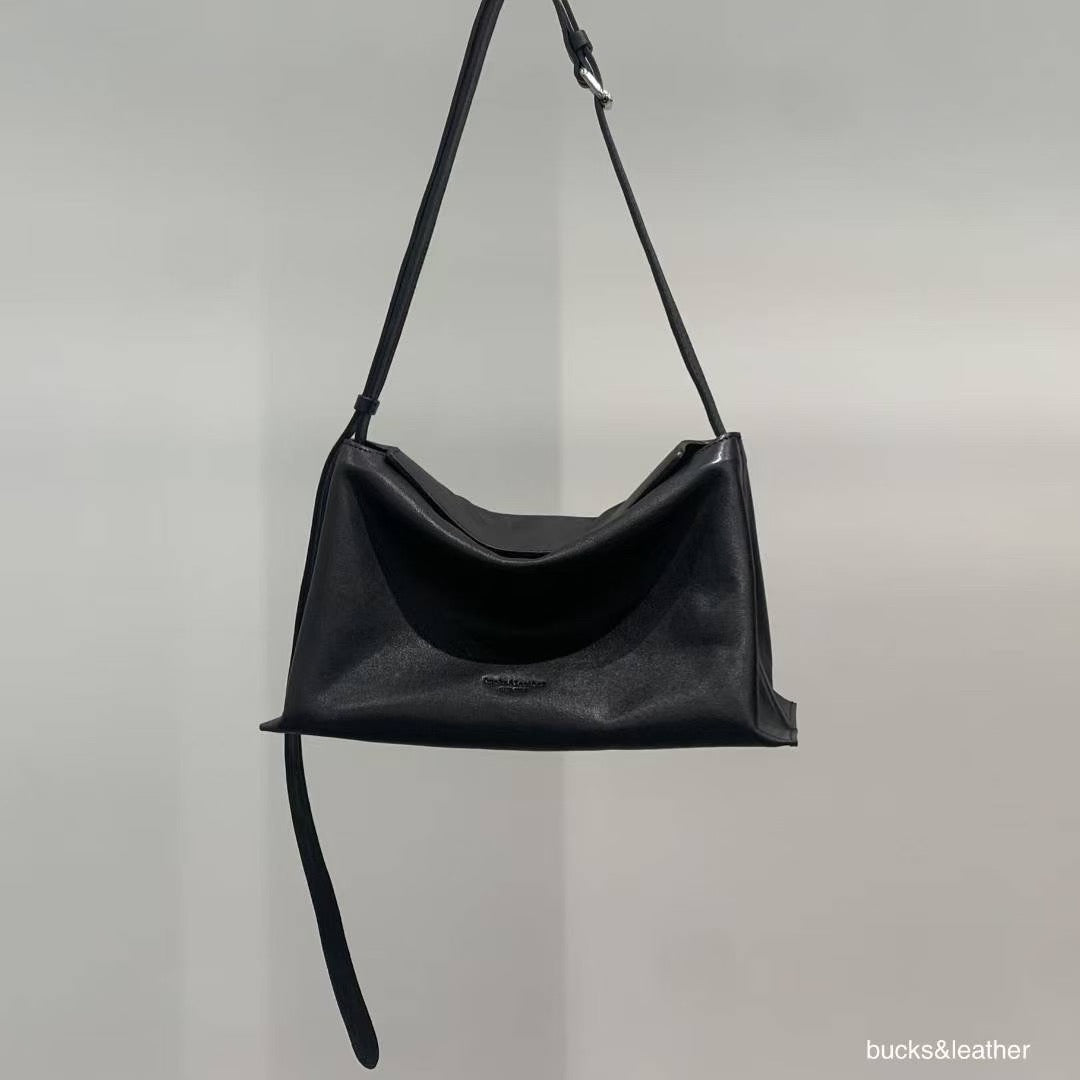 ♥︎bucks&leather♥︎人氣款真皮磁吸枕頭款手袋(S)