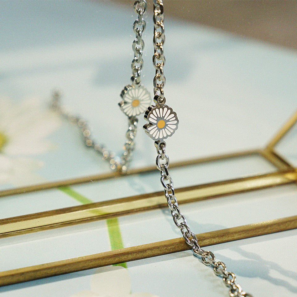 JBANS Daisy Pandant Surgical Steel Chain Couple Bracelet 小雛菊情侶手鍊