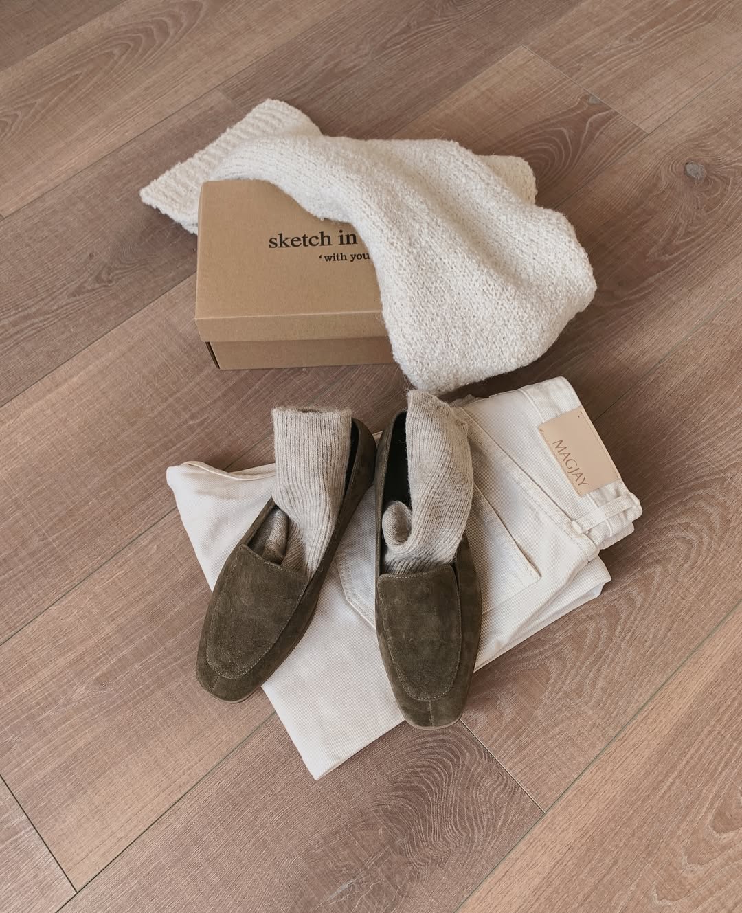 🇰🇷Sketch in love - Classic Suede Loafers