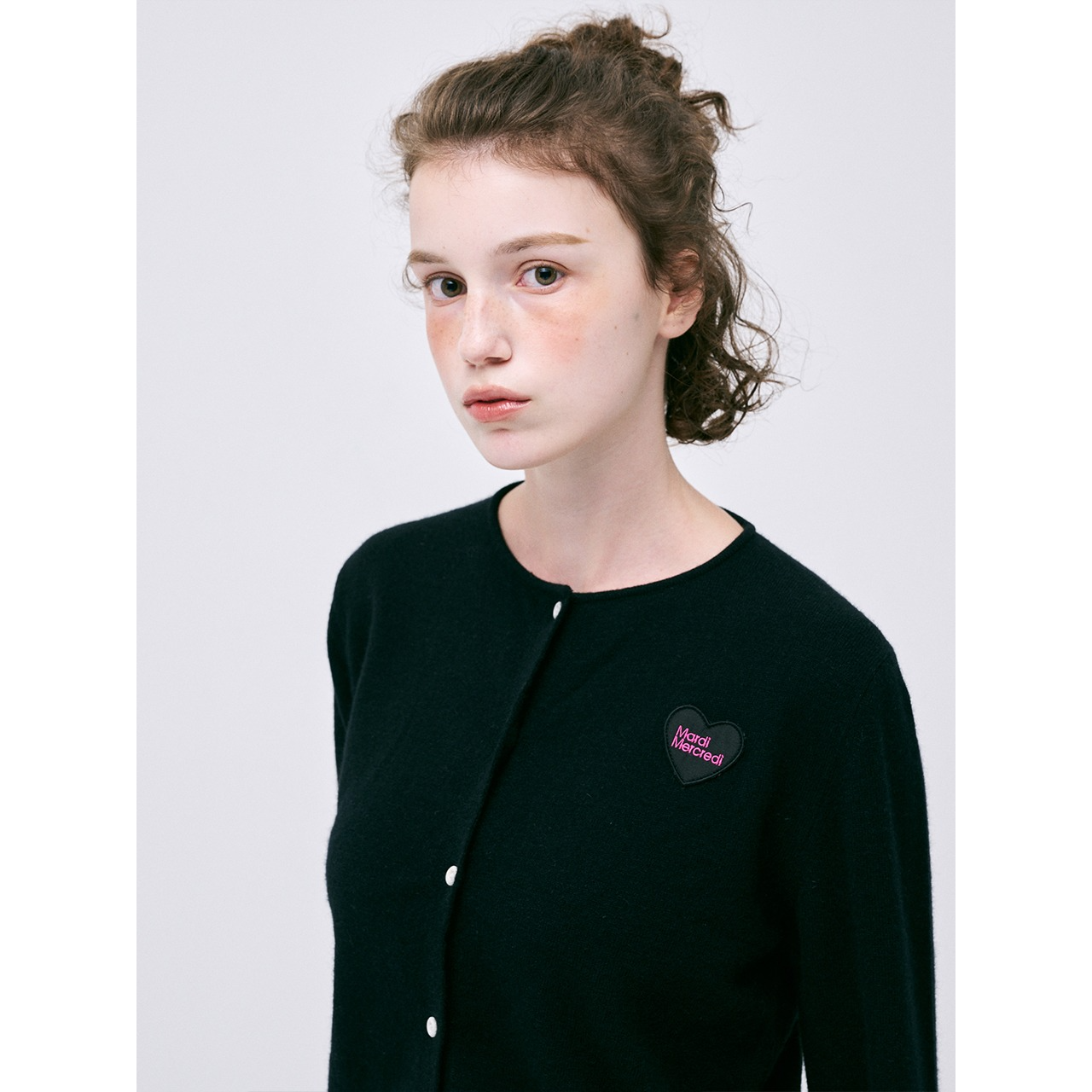 RACCOON BLENDED CROPPED CARDIGAN HEART LOGO