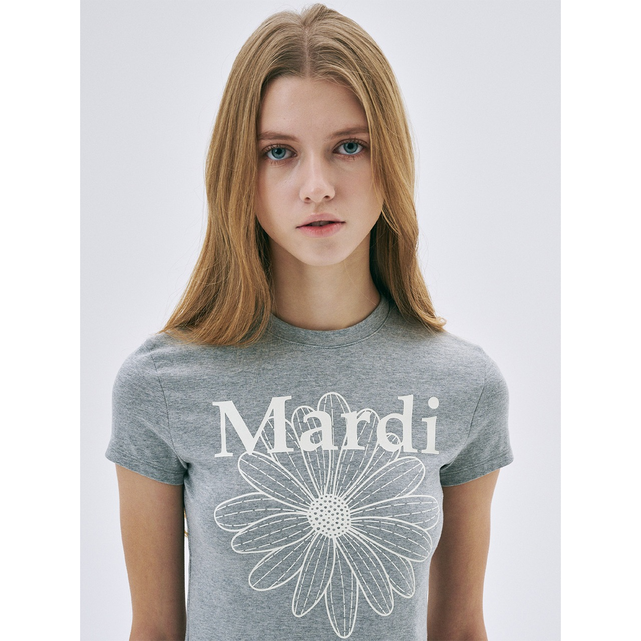 (2025) CROPPED TSHIRT FLOWERMARDI