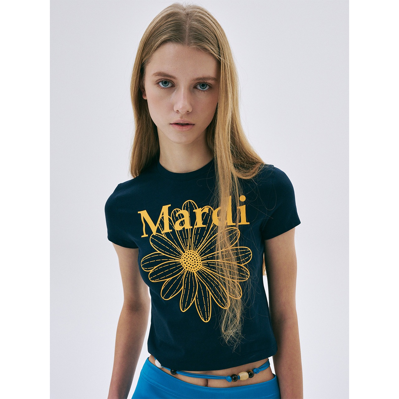 (2025) CROPPED TSHIRT FLOWERMARDI