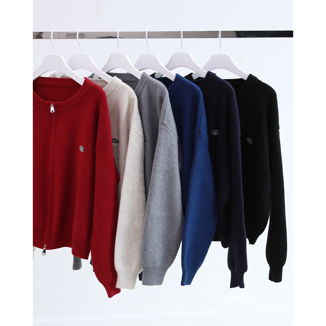 Cosegg Embroidery Two Way Knit Zip-up Cardigan