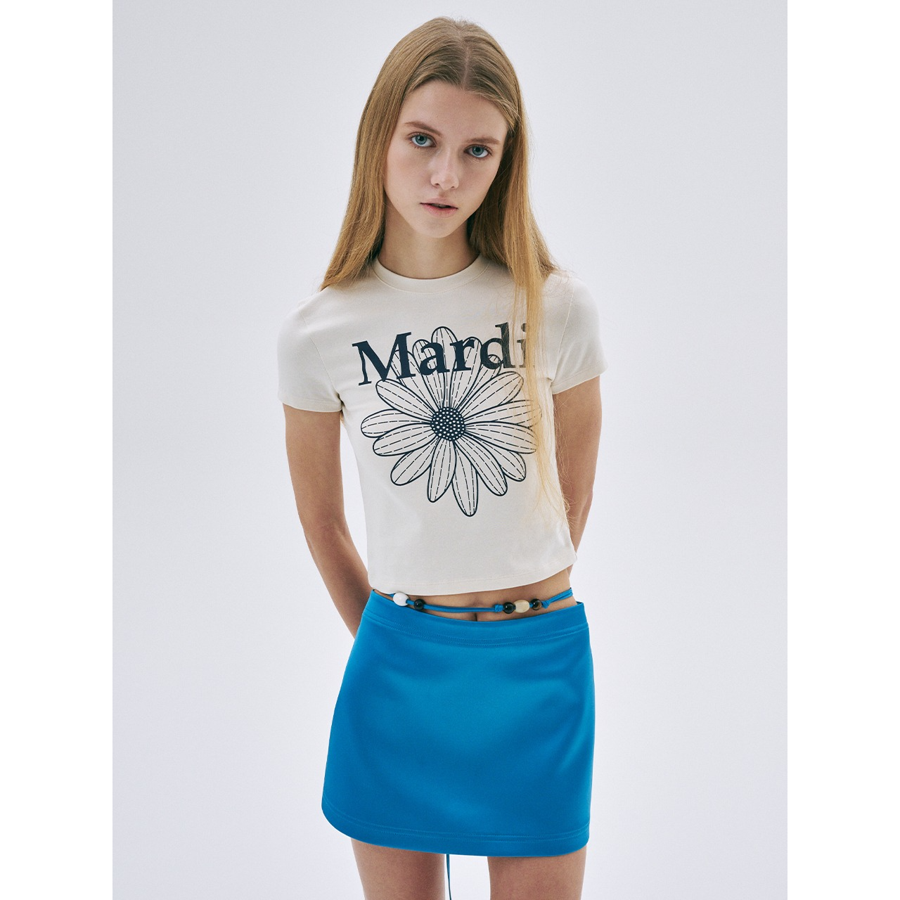 (2025) CROPPED TSHIRT FLOWERMARDI