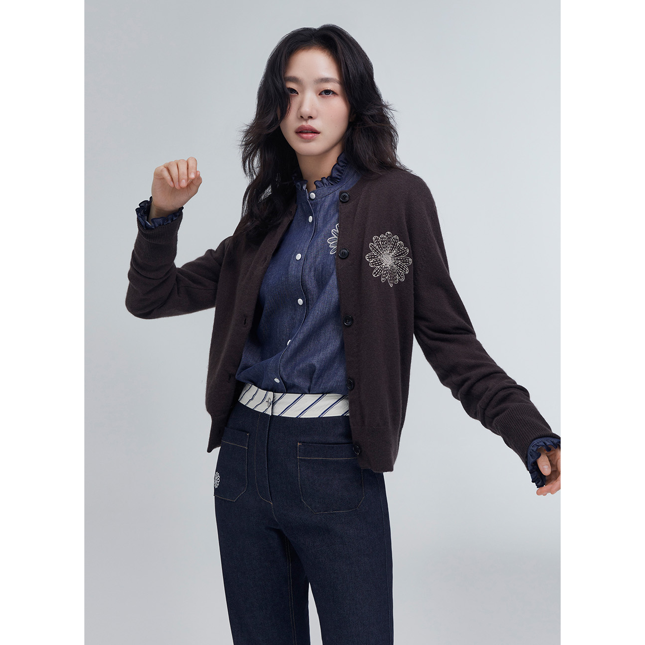 CASHMERE BLENDED CARDIGAN ROUND NECK