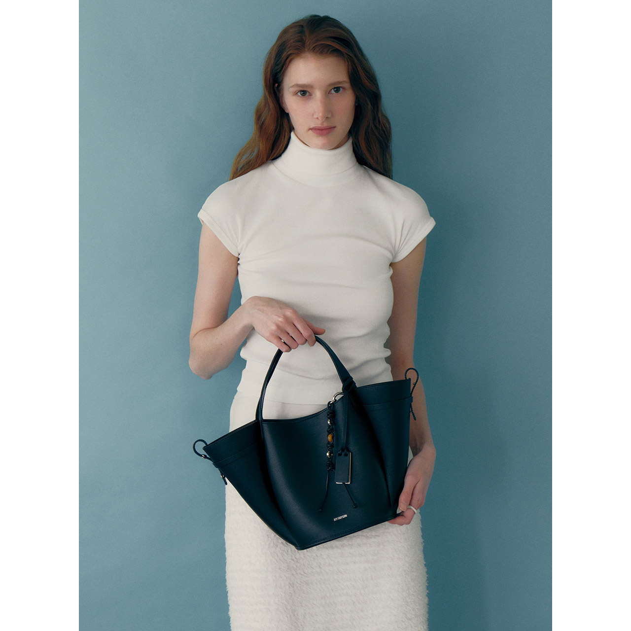 Vase Tote Bag Medium