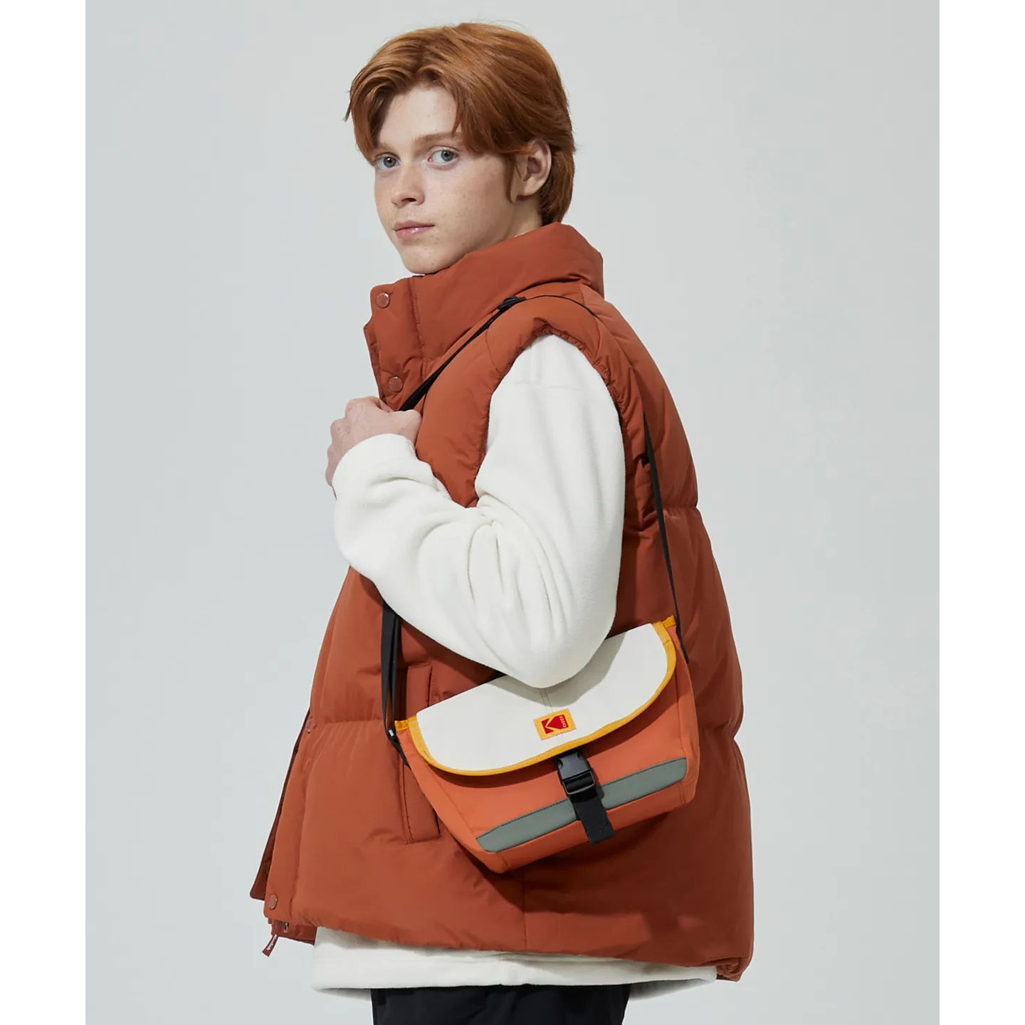 SMALL MESSENGER BAG