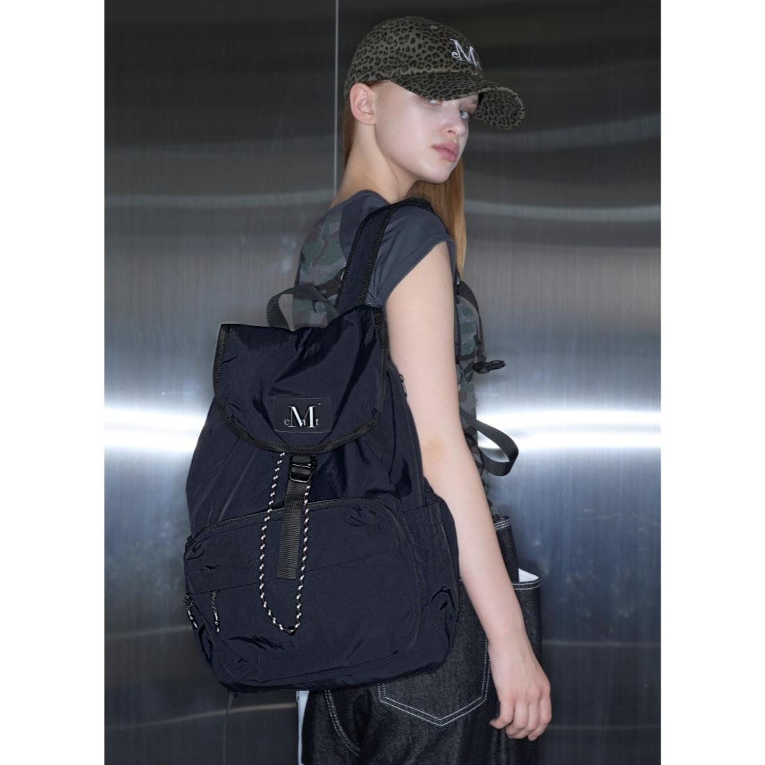NOVE WIDE POCKET BACK PACK UNISEX