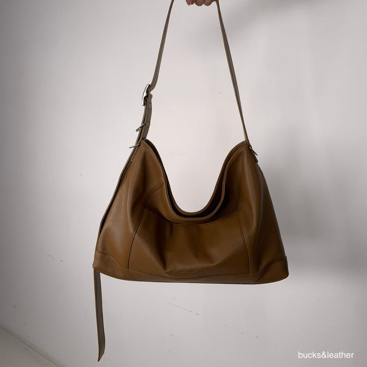 ♥︎bucks&leather♥︎25FW 真皮多功能斜揹袋