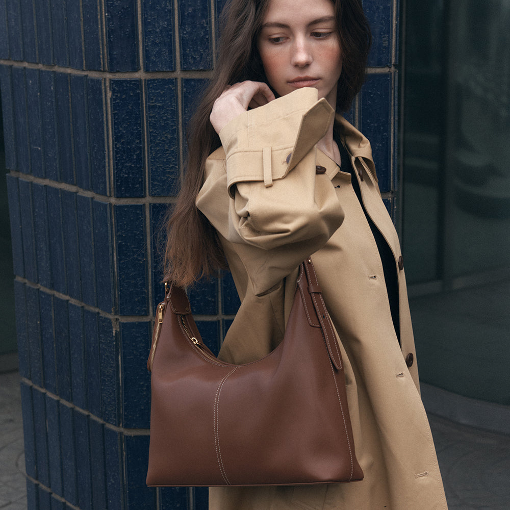 Veneta Hobo Bag Medium