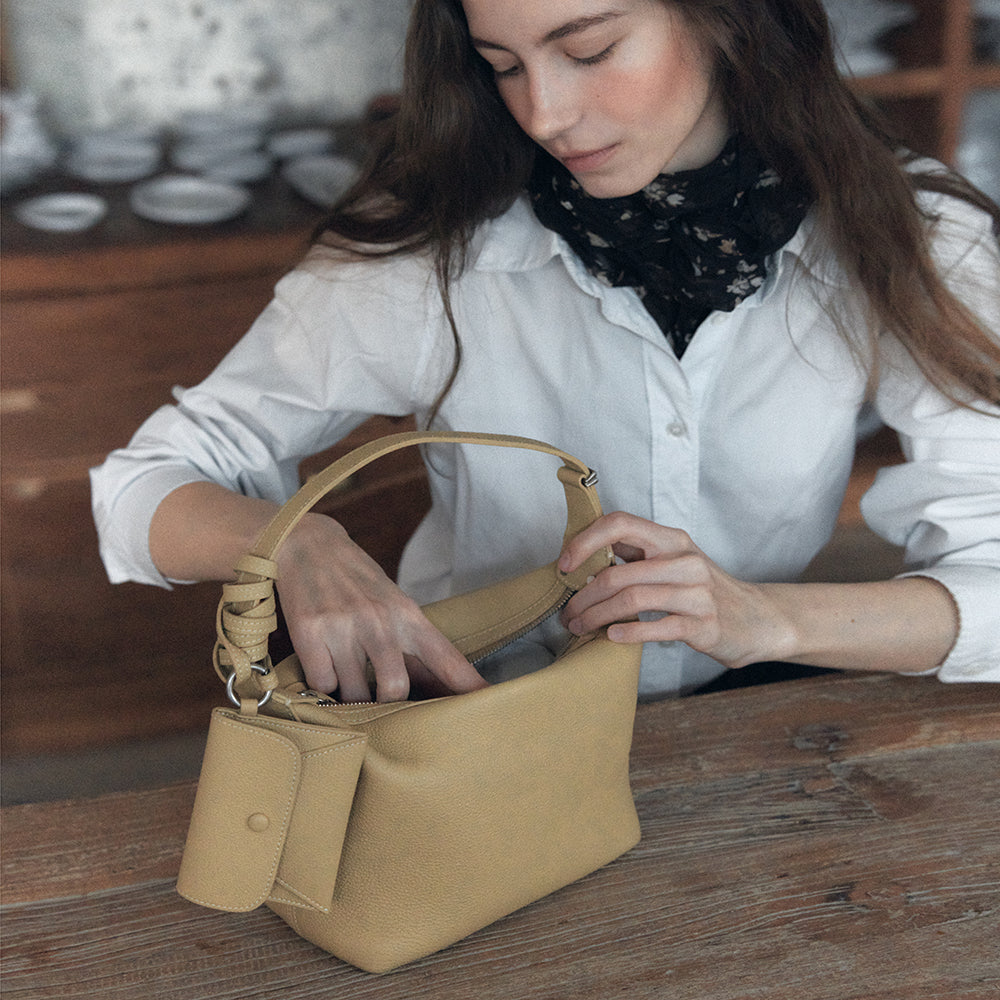 Veneta Volume Bag