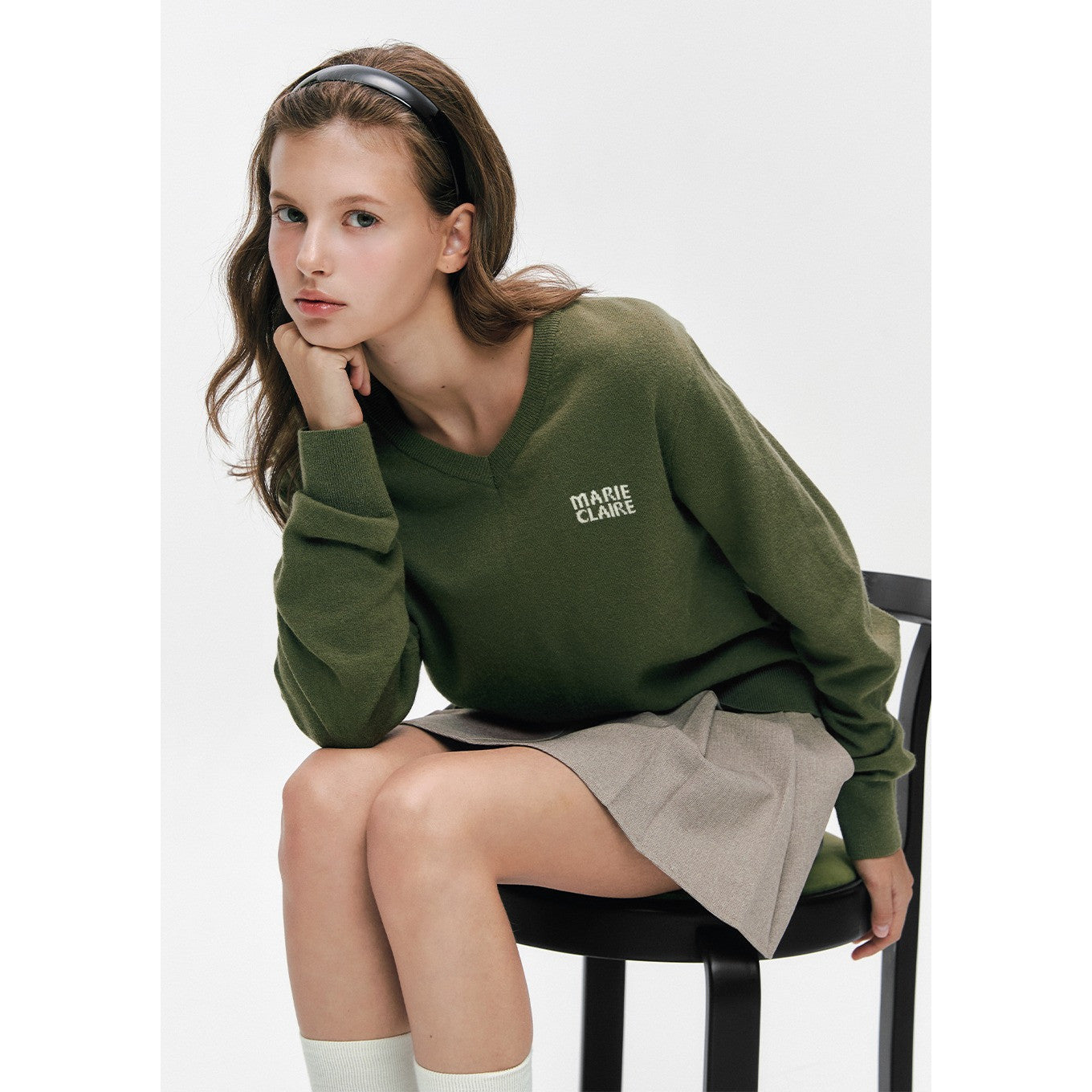 Marie Claire wool logo V-neck knit