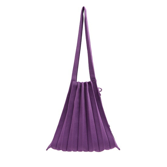 Lucky Pleats Knit (M) Medium