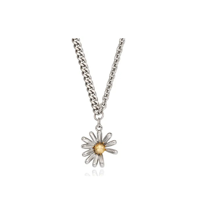 Flutter Daisy Necklace