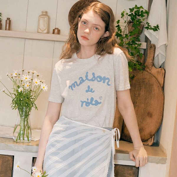 MAISON DE ROLA EMBROIDERY T-SHIRT