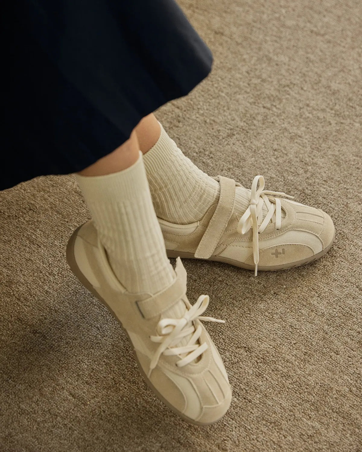 OTZ ROMARY LACE UP SNEAKERS