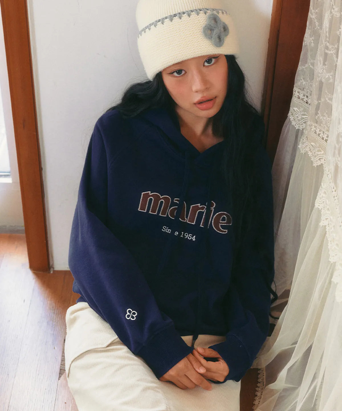 Marie Classic Reglan Regular Fit Hoodie