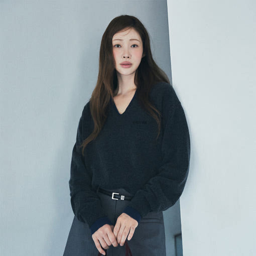 MYLES V-NECK KNIT