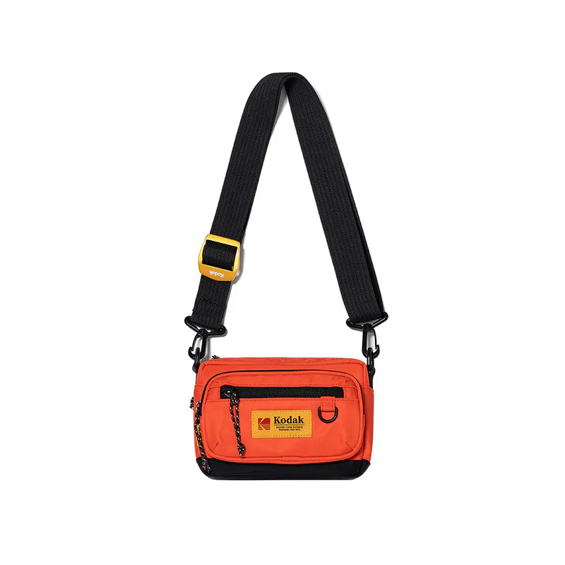 ESSENTIAL SQUARE MINI CROSSBODY BAG 2.0