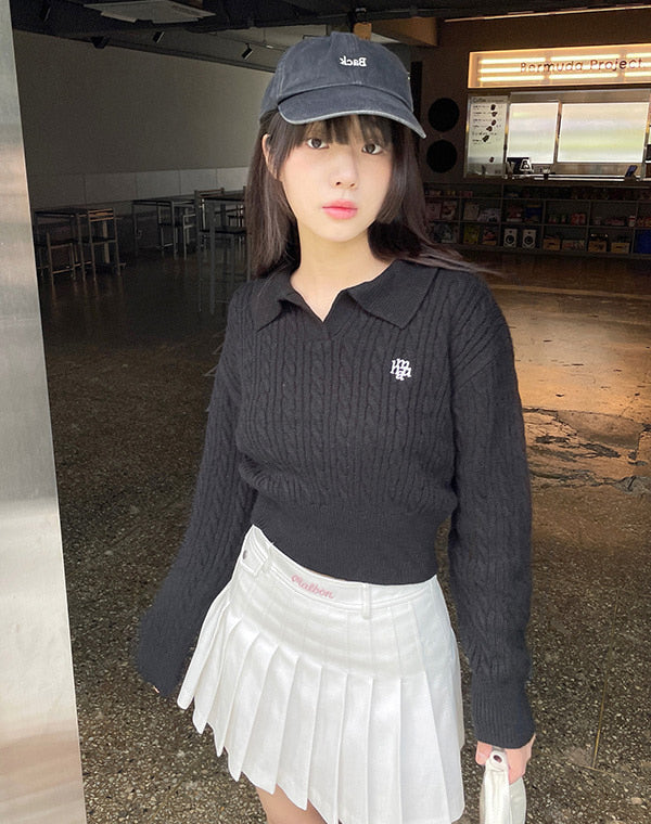 LOGO OPEN COLLAR CABLE KNIT