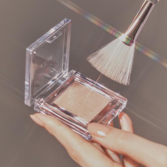 Glint Highlighter (Mini Rose Quartz Blush Giveaway)