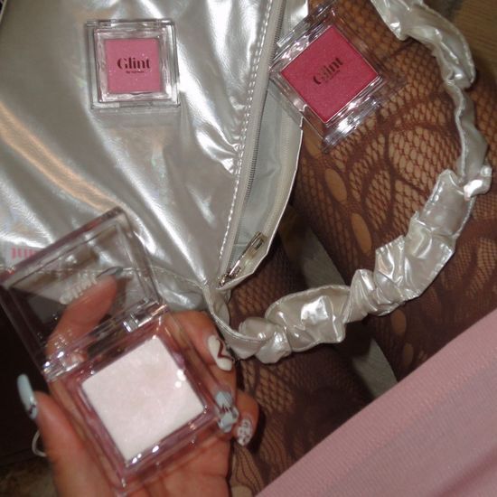Glint Highlighter (Mini Rose Quartz Blush Giveaway)