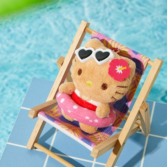 曬黑 Sanrio 系列 公仔吊飾♥︎♥︎♥︎預告：布甸狗 & 肉桂狗將於7月尾8月頭返貨，現接受開放預購～限購數量有限，愈早下單愈大機會擁有！