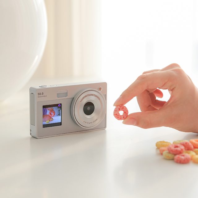 Luodin A Dual Camera 雙螢幕 CCD（韓國熱賣相機)