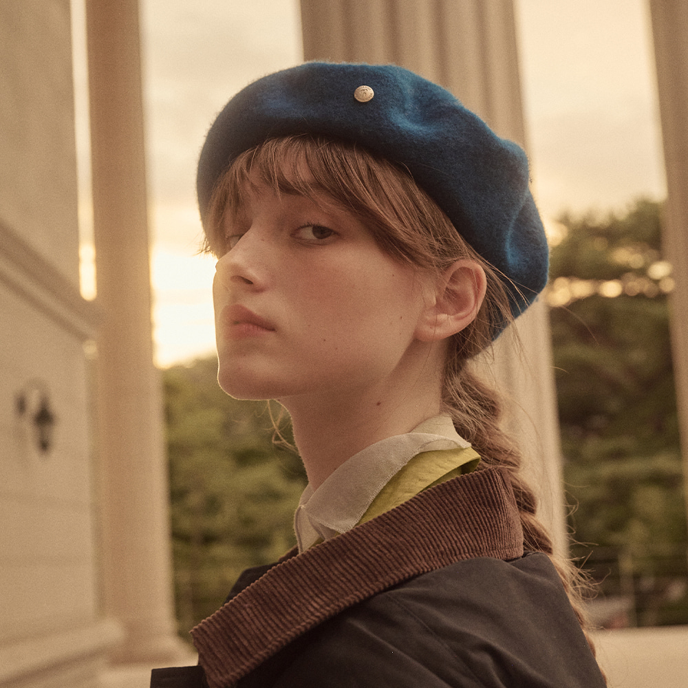 FLAT WOOL BERET