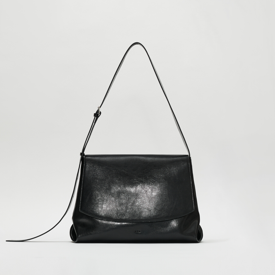 Kiki Messenger Bag Wrinkled - Black