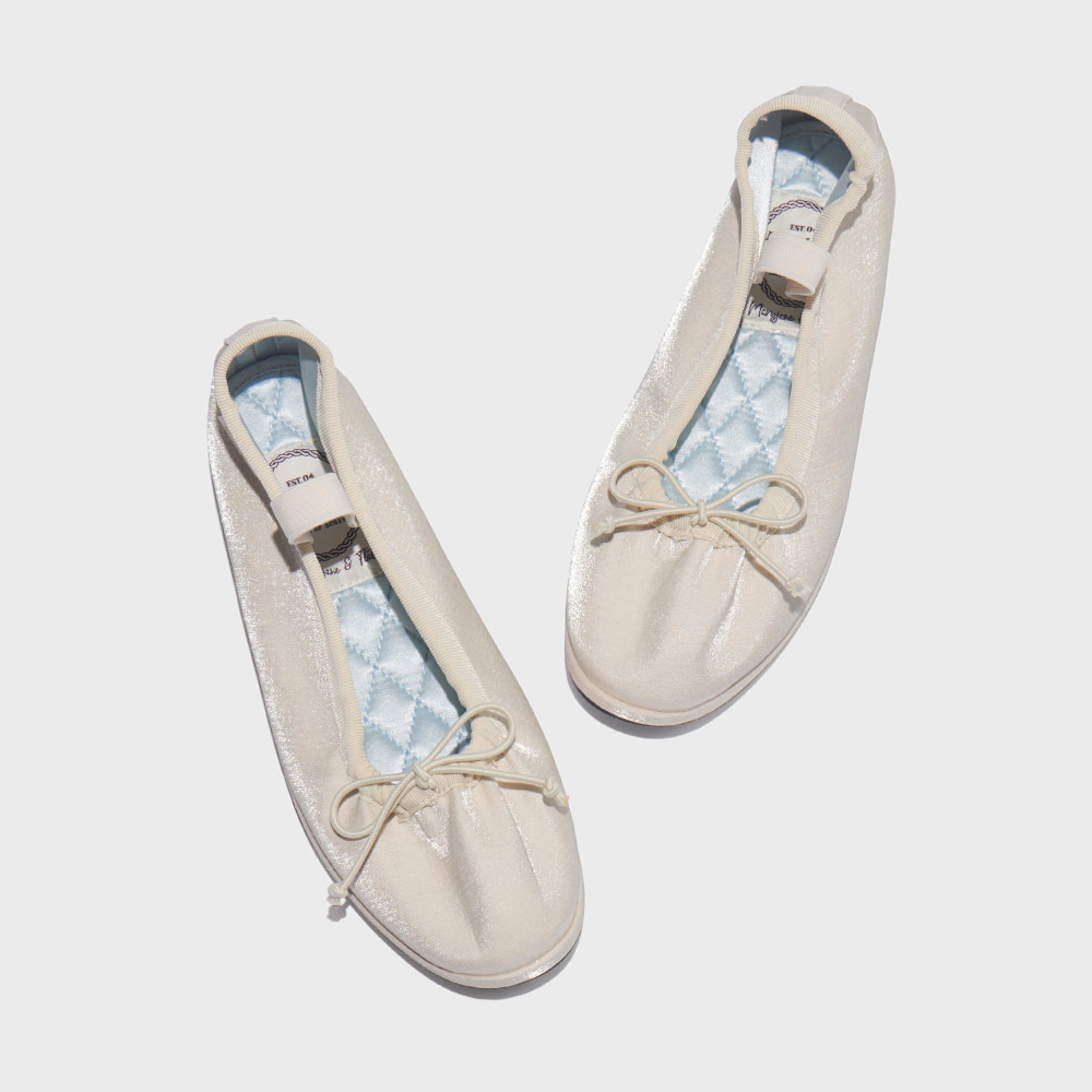 WISLEY SCRUNCH FLAT(QUILTED)