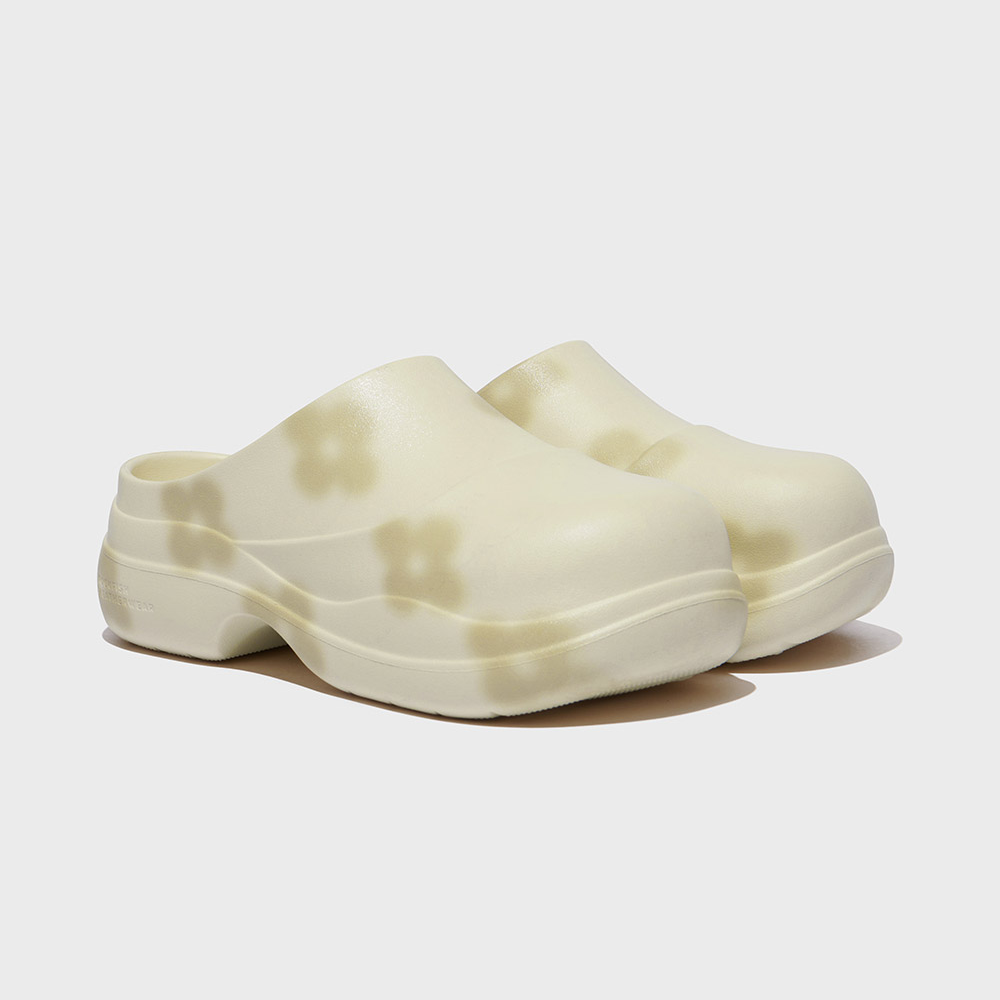 FLORAL SHADOW CLOG