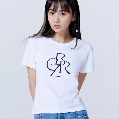 GRAPHIC BASIC SHORT-SLEEVE T-SHIRT