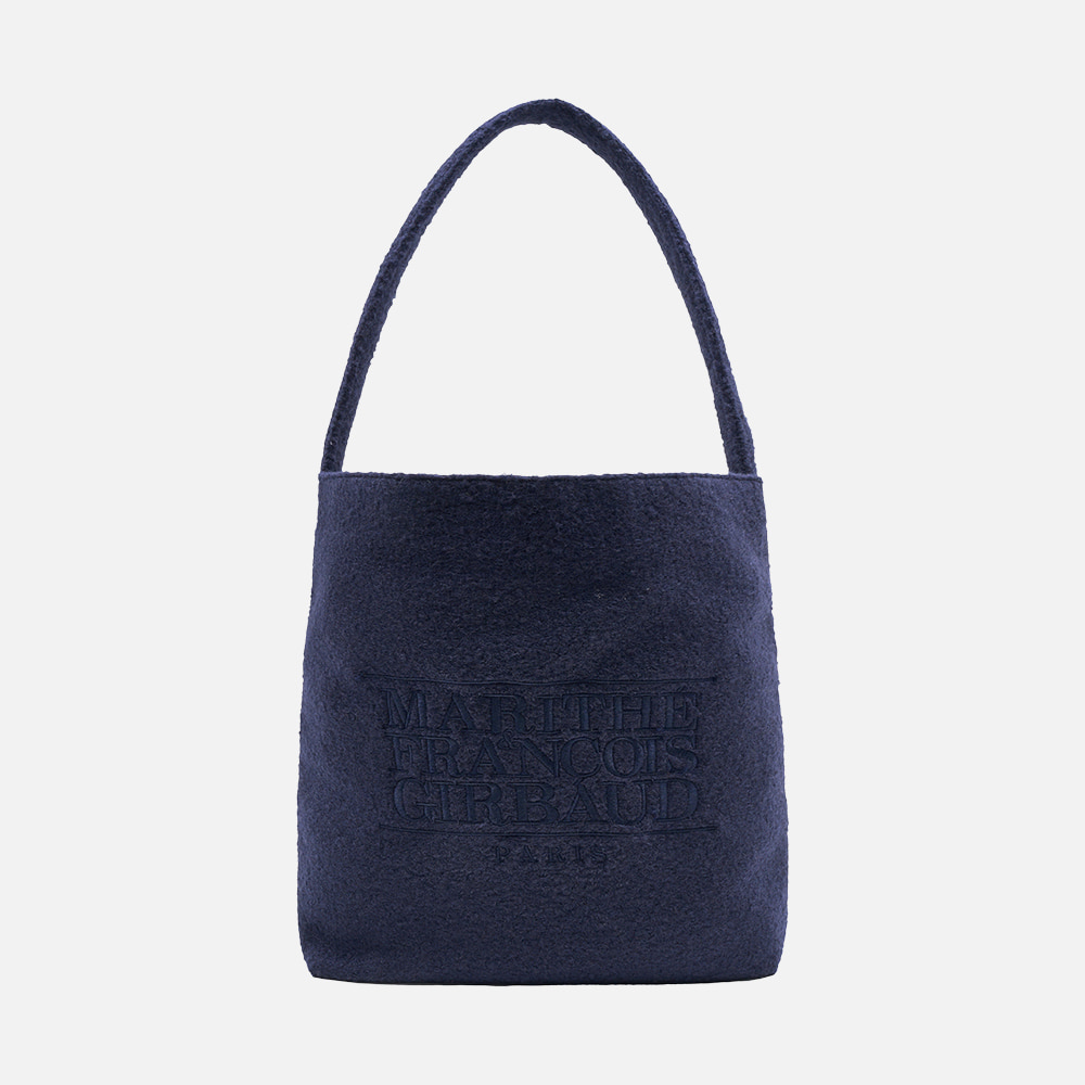 CLASSIC LOGO BOUCLE SHOULDER BAG