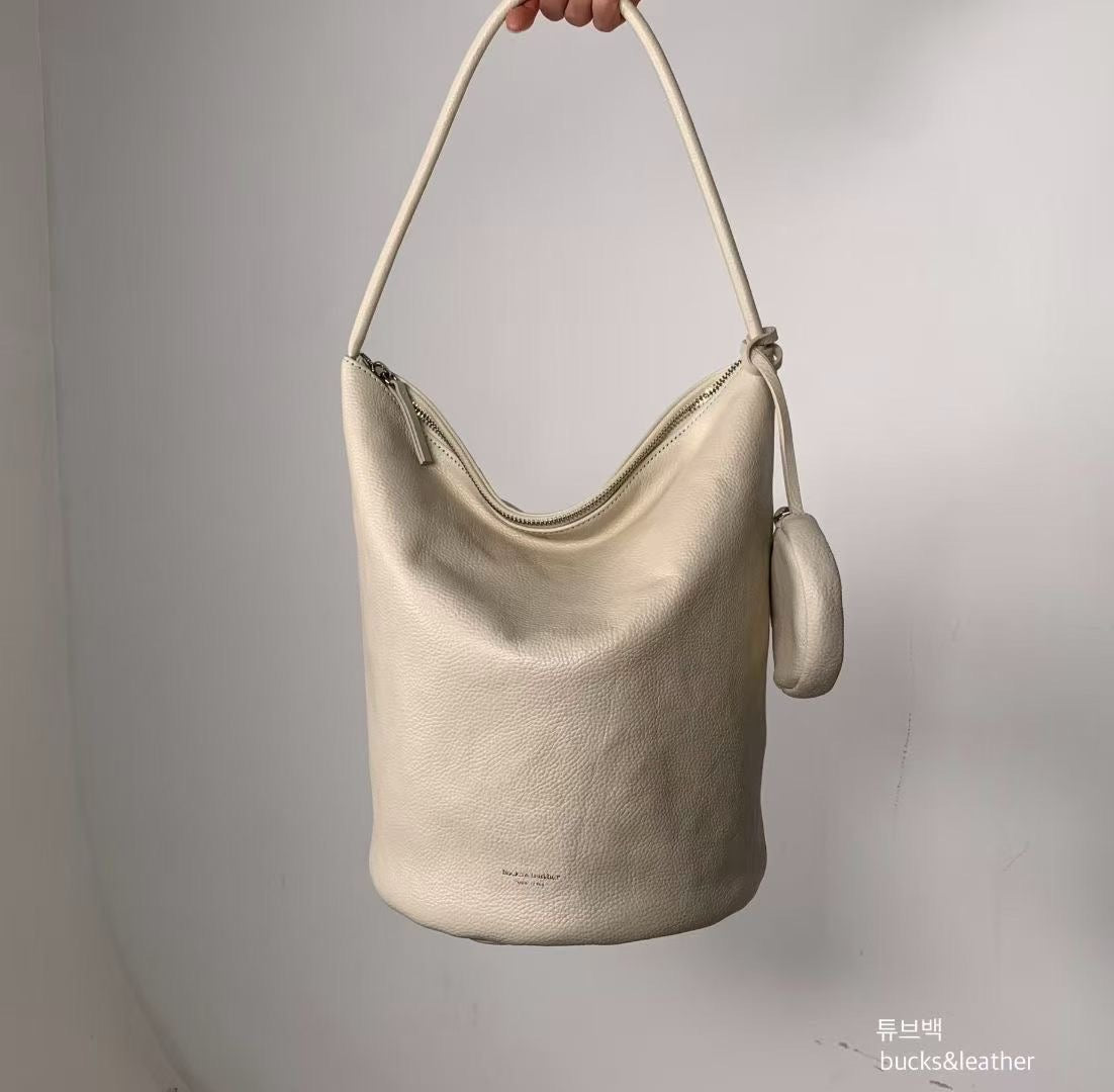 ♥︎bucks&leather♥︎25FW 真皮簡約水桶包（L Size） （贈送圓形散子包）