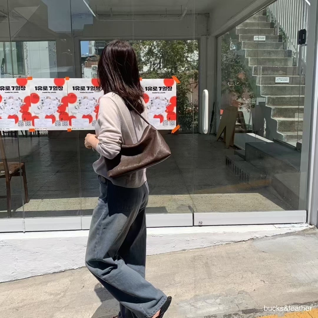 ♥︎bucks&leather♥︎25FW 真皮單肩磁吸枕頭包