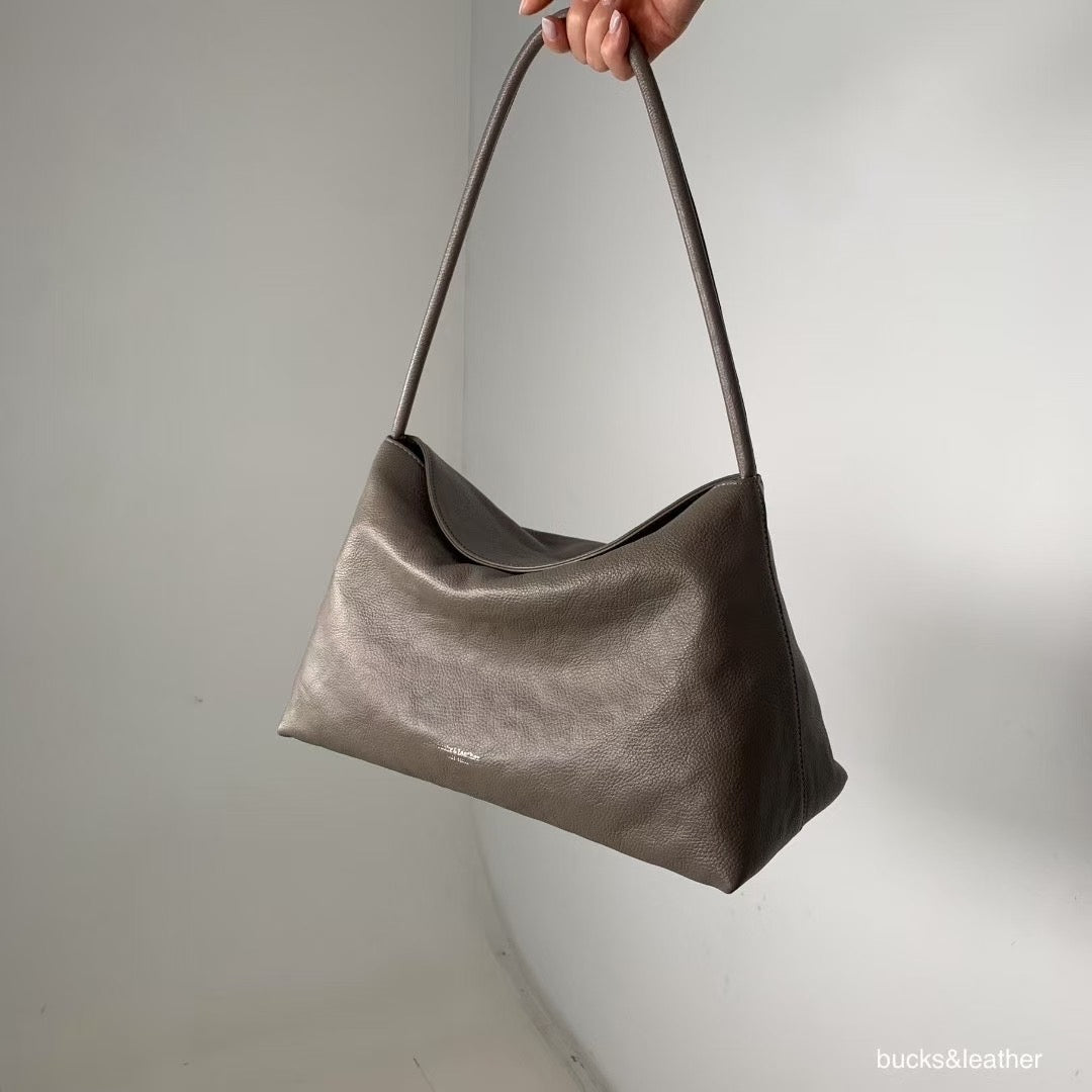 ♥︎bucks&leather♥︎25FW 真皮單肩磁吸枕頭包