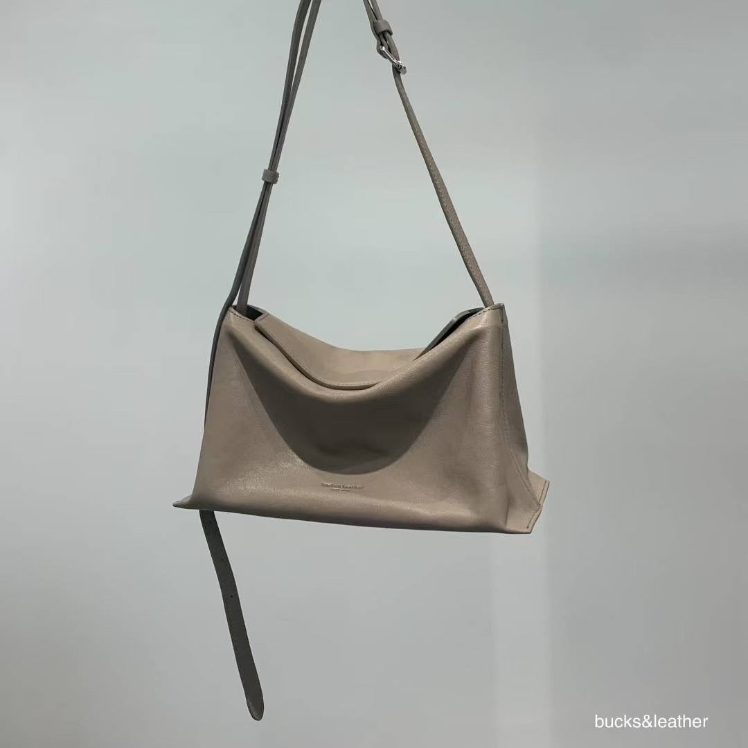 ♥︎bucks&leather♥︎人氣款真皮磁吸枕頭款手袋(S)